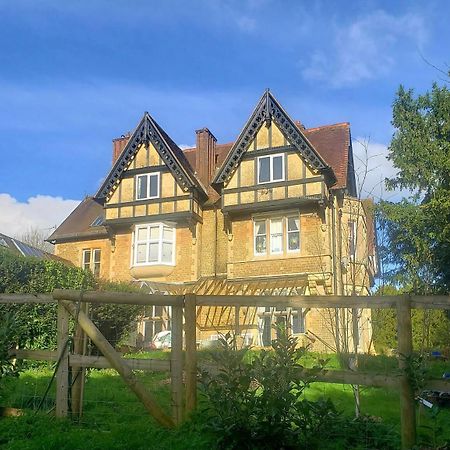 Lovely 3 Bed Condo Reigate Exteriör bild
